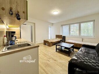 Nabízím pronájem bytu 3+1 se zasklenou lodžií, 61m2 v Rokyca