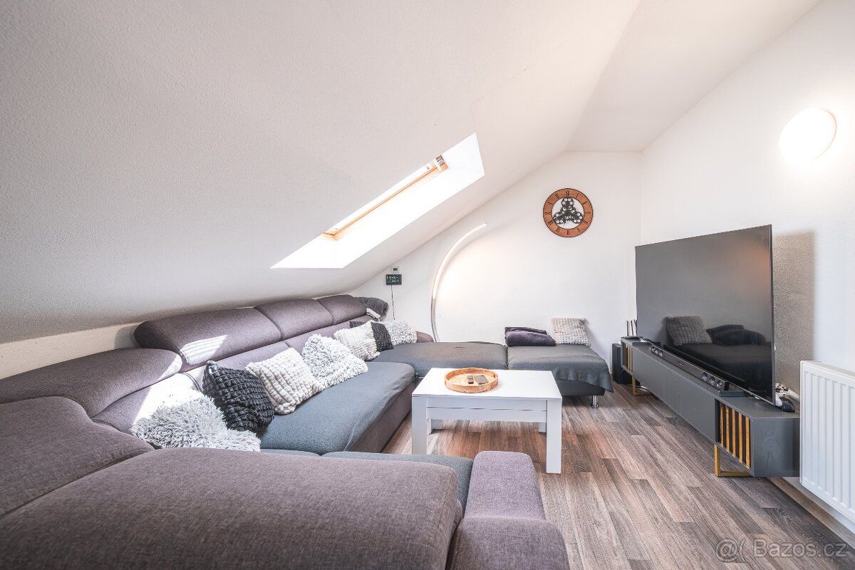Prodej bytu 4+1 110m2 Vlastec , okres Písek
Nabízím k prodej