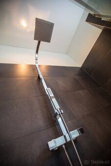 Nabízíme k prodeji exkluzivní, moderní a designový byt o dis
