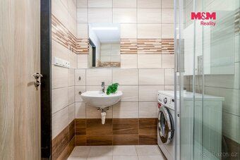Nabízíme k prodeji světlý a příjemný byt 3+kk o užitné ploše