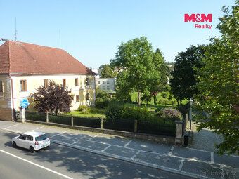 For sale is an apartment unit within house numbered 11