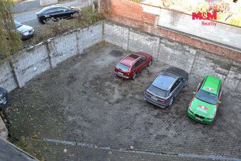 Sprzedam mieszkanie 1+1, trzecie piętro naziemne, własne