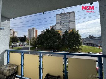 Oferujemy na sprzedaż przestronne, jasne spółdzielcze