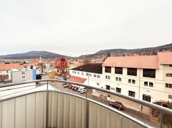We offer for sale a nice, bright apartment with layout 2+1
