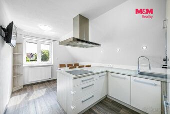 Sale of family house in Bor u Tachova offering 3 flats with