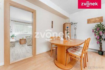 Ev.č. ZL04229 Nabízíme k prodeji prostorný a udržovaný rodin