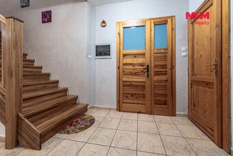 • Ексклюзивно пропонуємо до продажу простору нерухомість