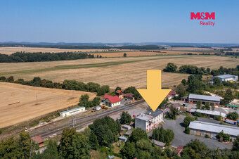 Oferujemy na sprzedaż dwupiętrowy dom czynszowy w
