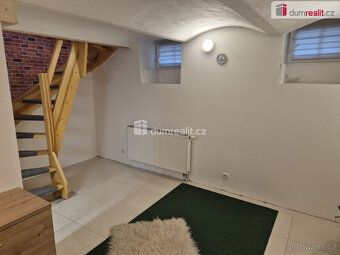 Purchase price incl. agency fee. I offer an
