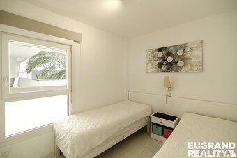 Ref. No. 05959 We offer an attractive apartment for sale in