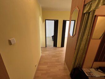 We offer you exclusively for sale an apartment in personal