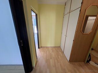 We offer you exclusively for sale an apartment in personal