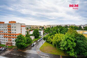 We offer for sale a spacious and bright apartment 3+1 with