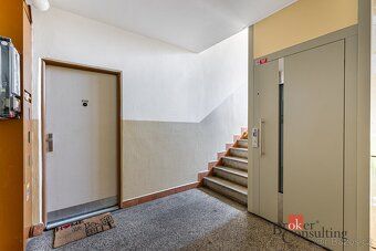 Przeniesienie udziału w gruncie, mieszkania/2+1, 53 m2