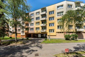Przeniesienie udziału w gruncie, mieszkania/2+1, 53 m2