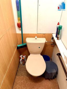 We offer for sale an apartment unit with layout 3+1 and