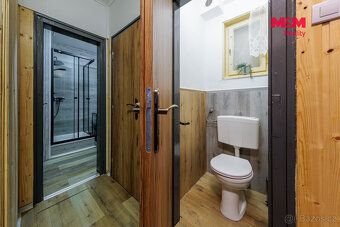 We sell two flats with garden about 463 sqm in Mariánské