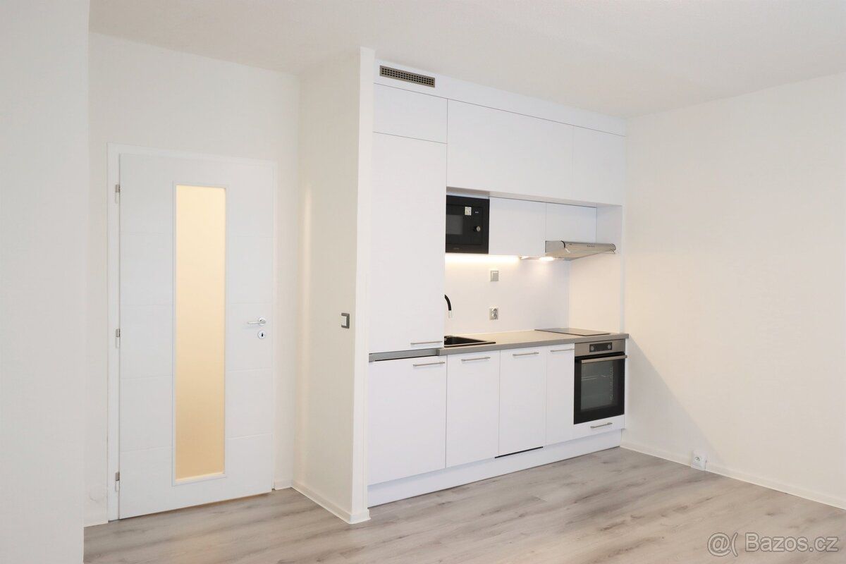 Ref. No. 40139 Are you looking for modern accommodation