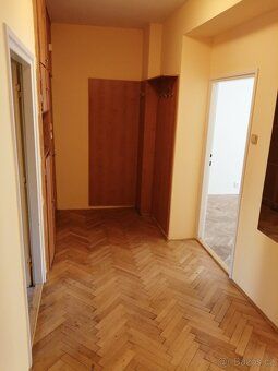 We offer for rent a sunny apartment 2,5 + 1, Černá Pole