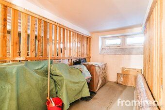 Ref. No. 02190 Good day, Are you looking for a spacious and