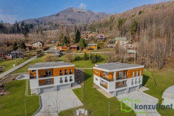Ref. No. 01032 On behalf of the owner we offer you an