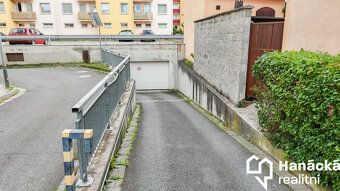 We offer you for purchase a very nice, completely renovated