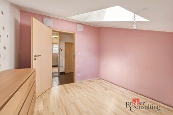 For Sale Bright Apartment 3 + kk in KladnoWe offer for sale