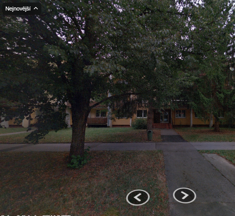 As the property owner, I offer for rent a panel apartment