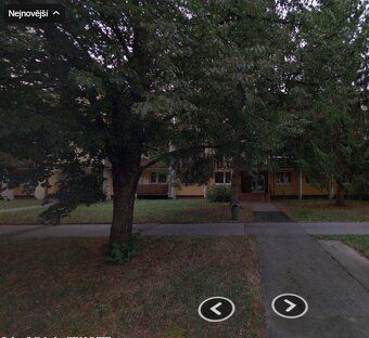 As the property owner, I offer for rent a panel apartment