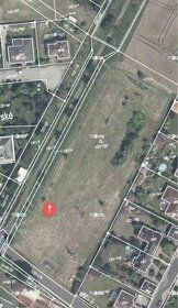 I sell a building plot parcel number 122/183 with an area