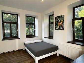 We offer for sale a detached residential property on the