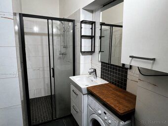We offer for sale a detached residential property on the