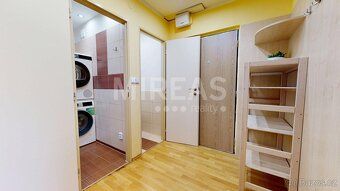 We offer for sale a bright apartment 3+1 with floor area 55