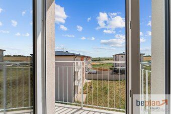 Modern apartment 2 + kk with balcony, parking space and