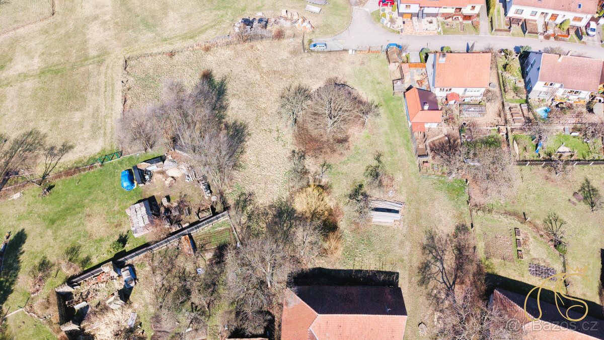 Ponukujeme na predaj pozemky s možnosťou výstavby rodinných