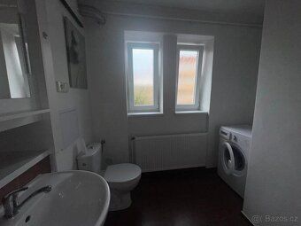 We offer for rent a pleasant and partly furnished apartment