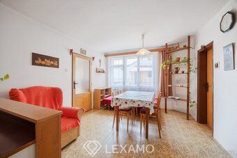 Registration number 00375. We offer for sale a ground-floor