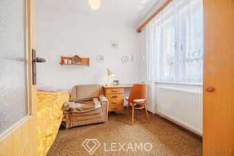 Registration number 00375. We offer for sale a ground-floor