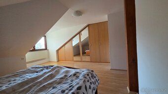 I sell an attic apartment in the quietest location in NMnM