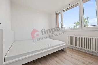 We offer for rent an apartment with layout 3+1 and floor