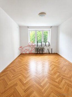 Are you looking for pleasant living in a quiet location