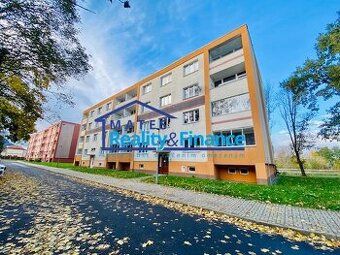 Ve výhradním zastoupení nabízíme byt 2+1, o výměře 55 m2 v B