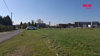 On behalf of the owner we offer for sale a flat, sunny plot
