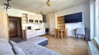I am renting long-term an apartment 4+1, area about 80 sqm