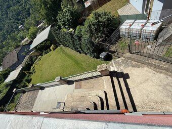 We offer you exclusively for rent newly renovated apartment