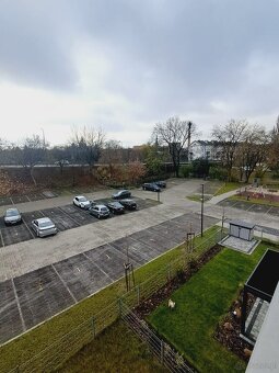 Na sprzedaż przestronne mieszkanie o powierzchni 45 m², usyt