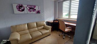 Posiadam do wynajęcia przestronne pomieszczenia ,które świet