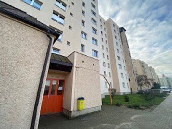 Na sprzedaż przestronne i funkcjonalne mieszkanie 2-pokojowe
