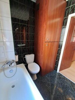 Na sprzedaż oferujemy mieszkanie o powierzchni 55,90m², zlok