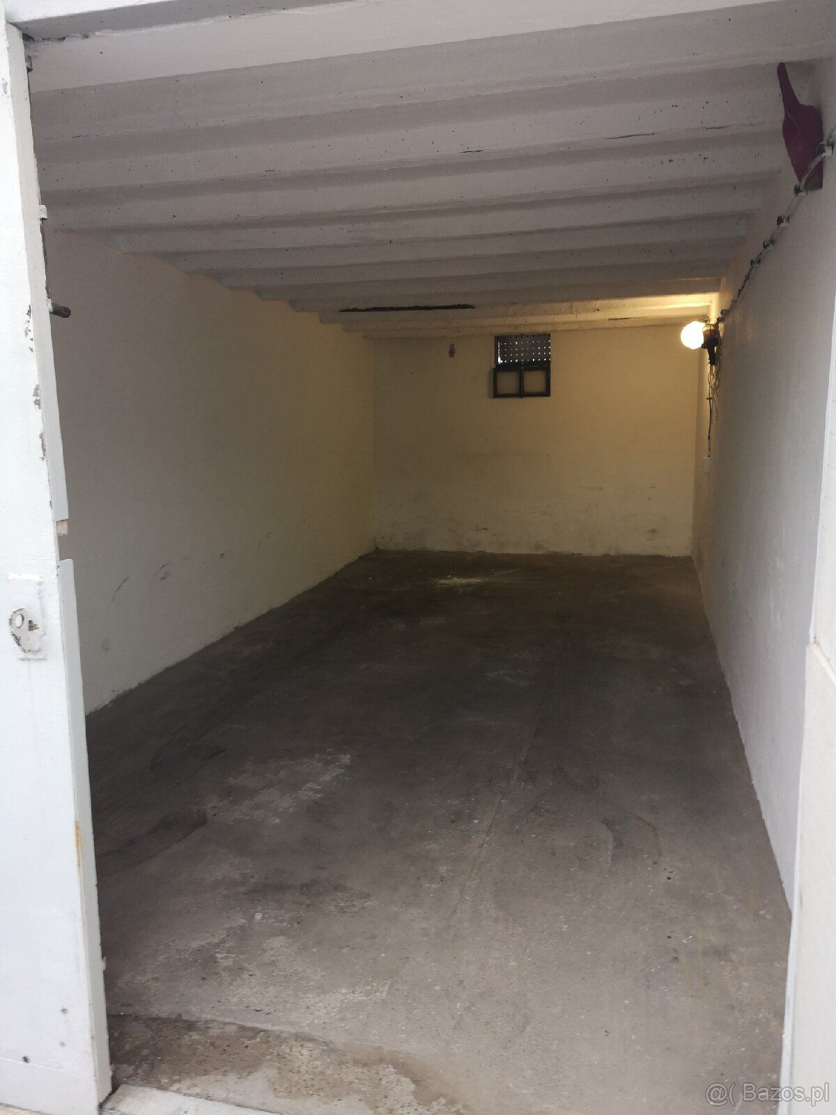 Garaż murowany 20m2 w zabudowie szeregowej położony w Bielsk